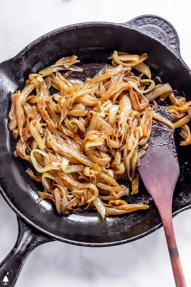 How to Caramelize Onions - Little Pine Kitchen